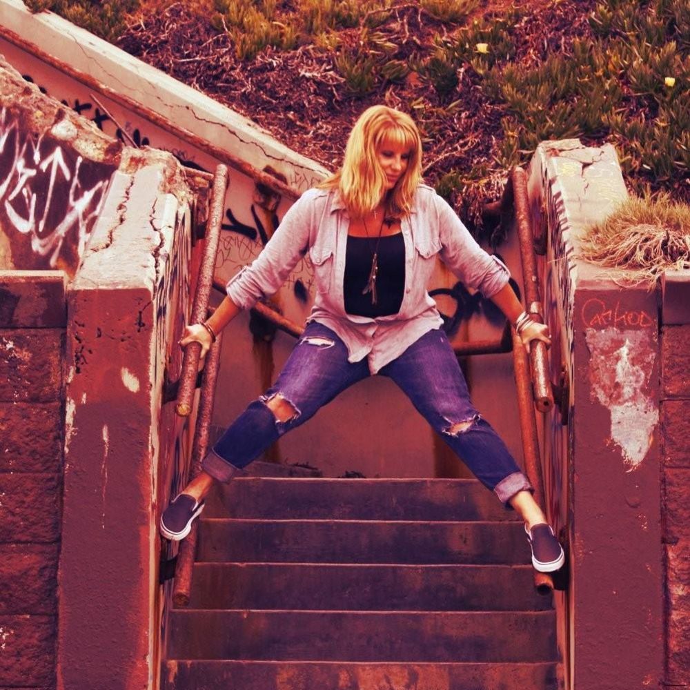 Meet your Posher, Cari